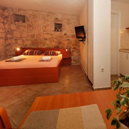 Caralipeo Appartement *